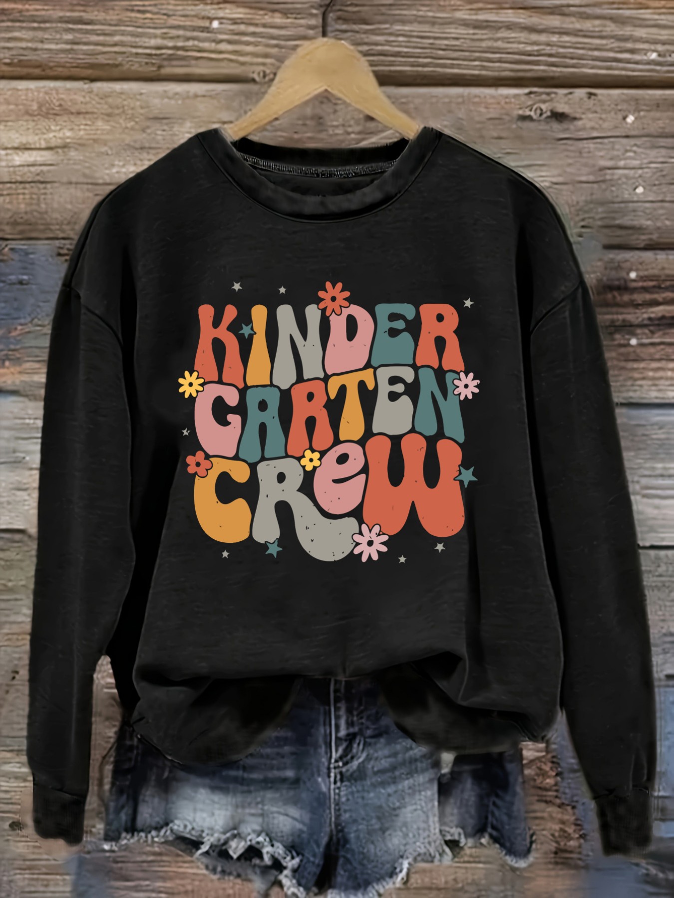Winter Clothing Kindergarten - تي شيرت نسائي كاجوال بأكمام طويلة