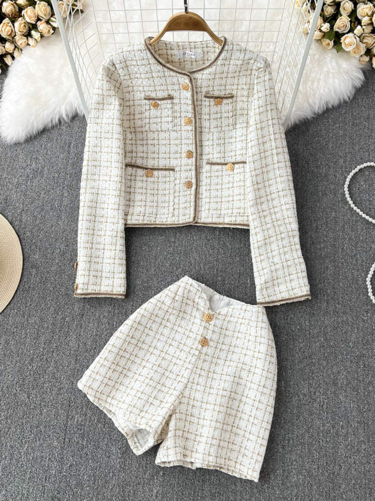الخريف الشتاء سيدة قطعتين الزي - مراجعة Winter Clothing Kit وسعره