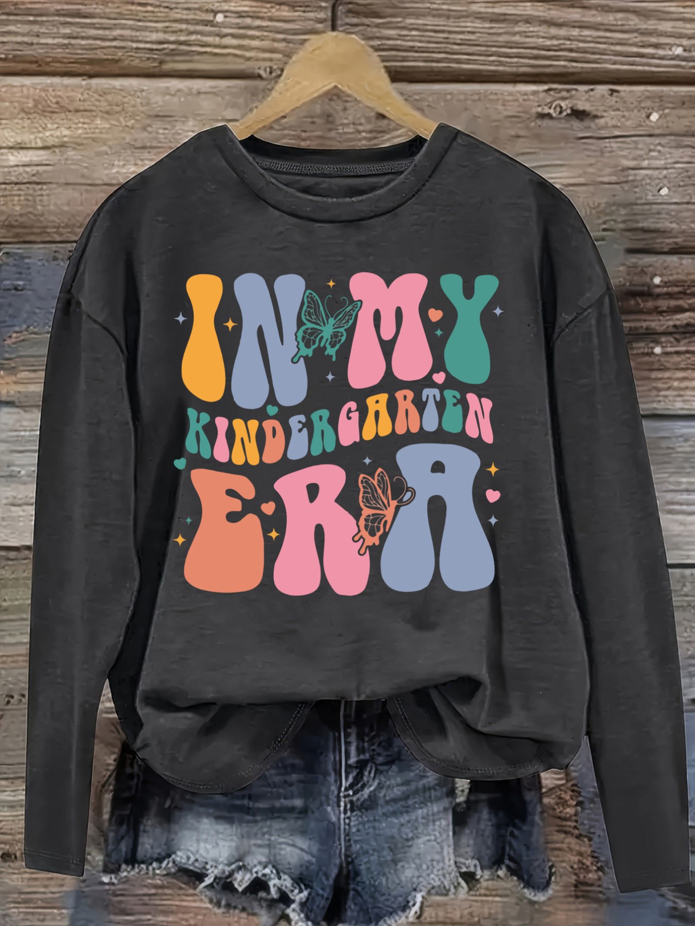 تي شيرت نسائي كاجوال بأكمام طو - مراجعة Winter Clothing Kindergarten وسعره