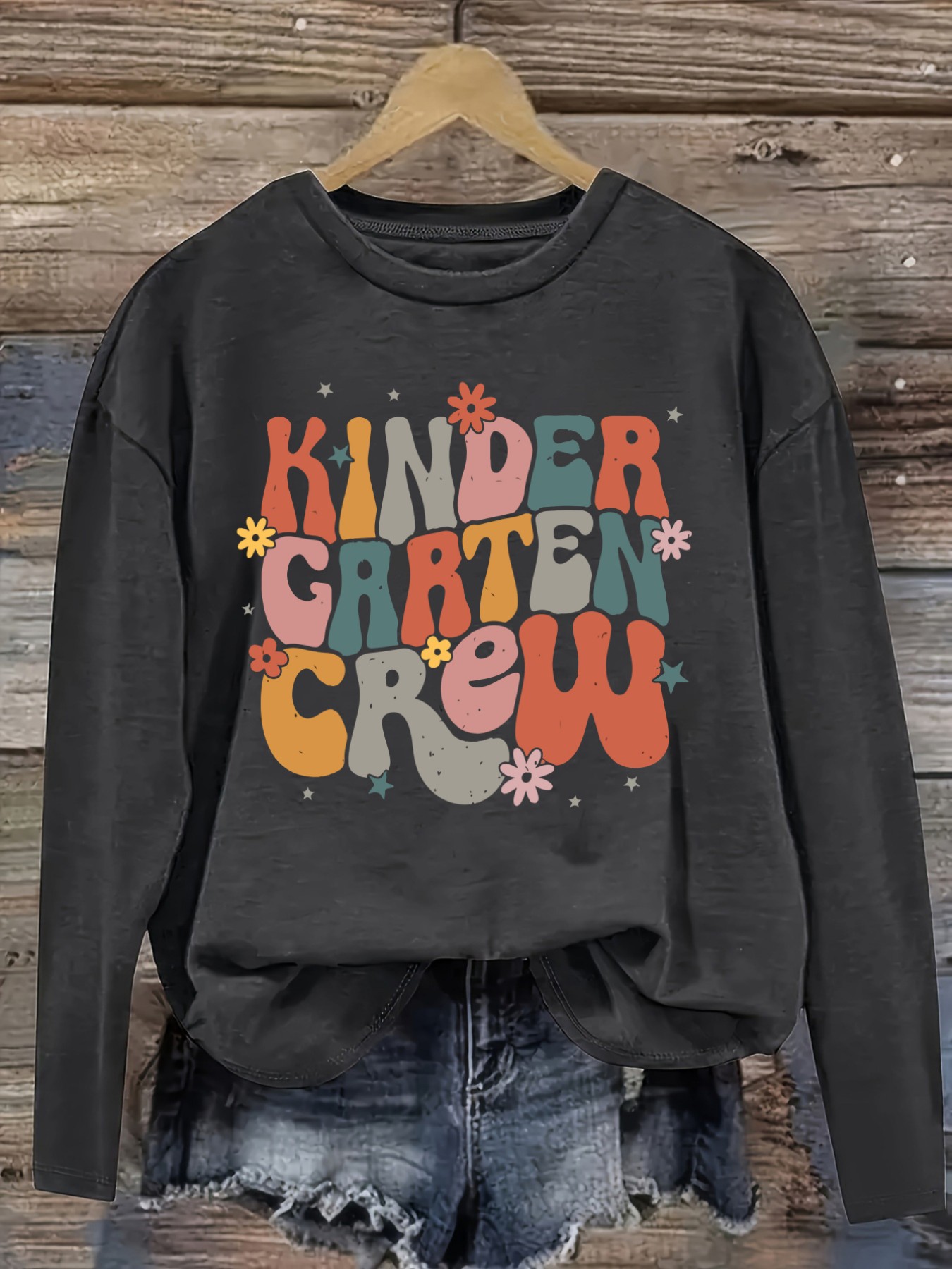 تي شيرت نسائي كاجوال بأكمام طو - مراجعة Winter Clothing Kindergarten وسعره